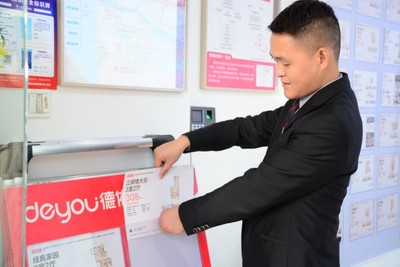 服務(wù)好每個(gè)環(huán)節(jié) 房產(chǎn)經(jīng)紀(jì)人文榮華的'客戶至上'之道